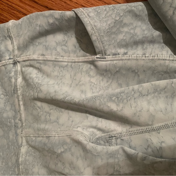 Lululemon fast and frees - Picture 3 of 3